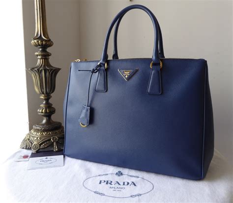 prada galleria double zip tote saffiano large bluette|PRADA Saffiano Large Galleria Double Zip Tote Bluette 1485511 .